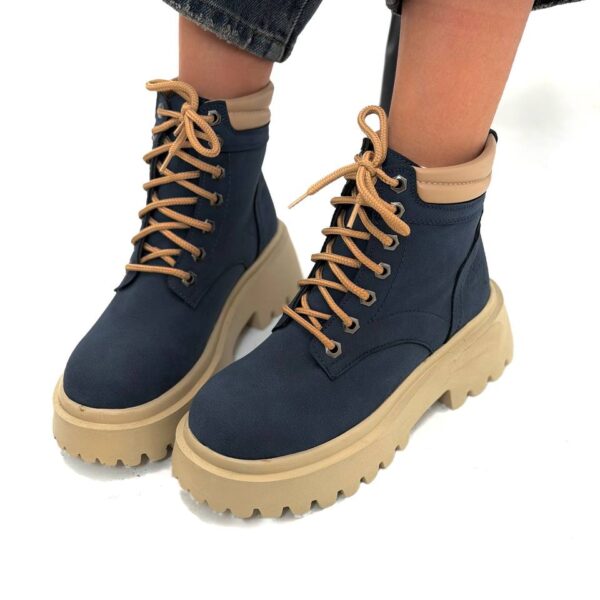 نیم بوت مخمل