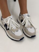 کتونی New Balance520 - تصویر 2